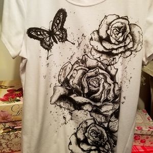 Womens short sleeve shirt